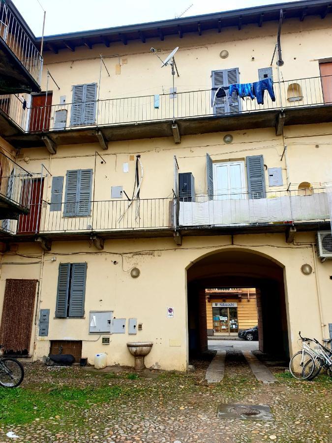 Апартаменти Lucy'S Houses - Vittoria Rosso Новара Екстер'єр фото